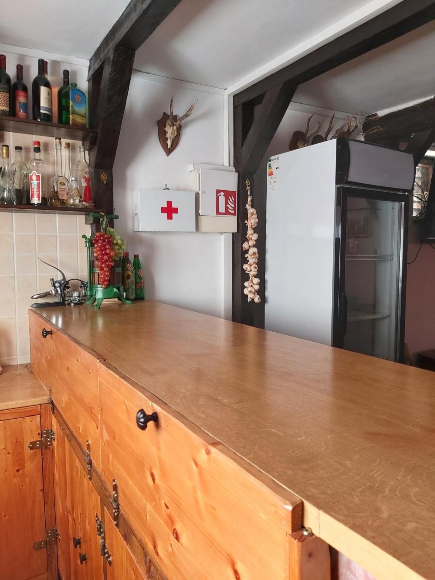 Izletiste Opatovac Casa de hóspedes Exterior foto